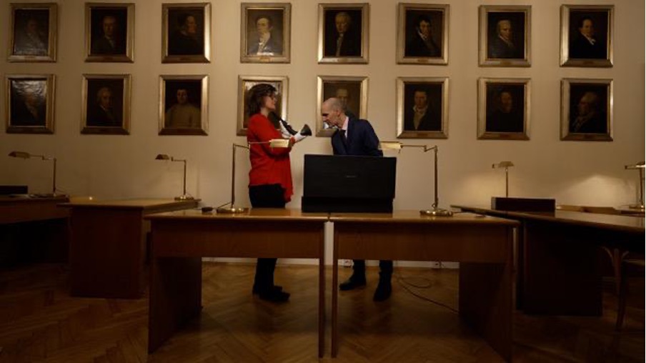 Professor Birgit Lodes (Vienna/Stanford)