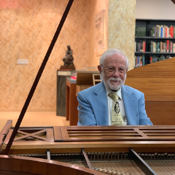 Dr. Sogg demonstrates on keyboards on Wednesdays from 2-2:45pm