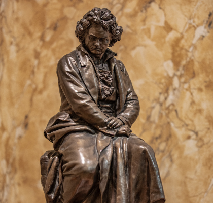 Bronze statue of Beethoven