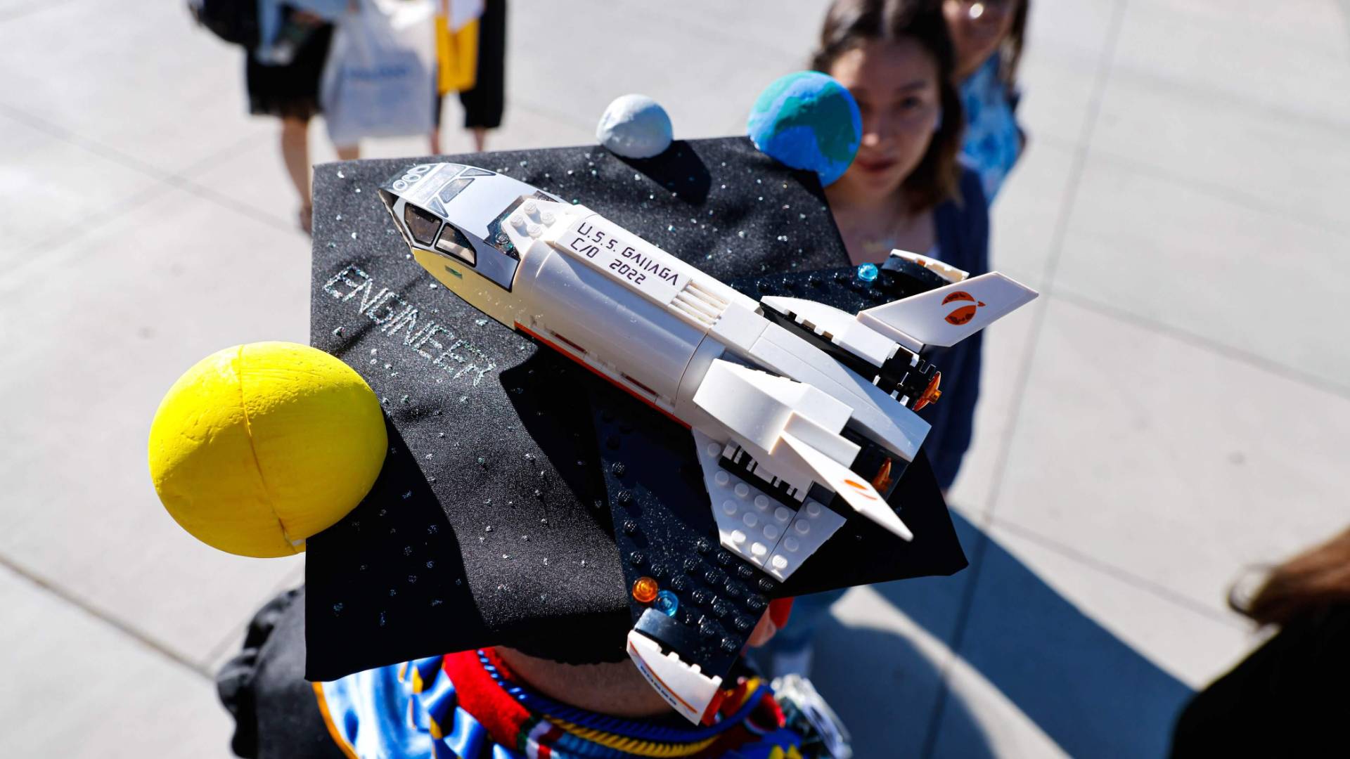 Engineering themed graduation cap at commencement