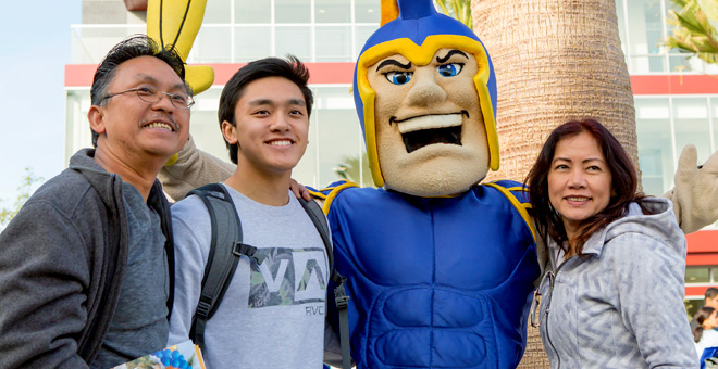 SJSU student and family attend Sparta Camp to learn more about SJSU and how they can play a supportive role in helping their student succeed. Parent and Family Frosh Orientation Program